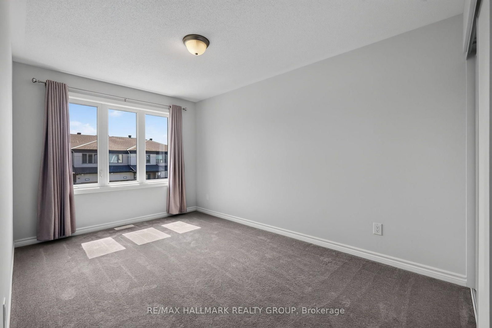 129 Umbra Place • Ottawa, ON photo 30