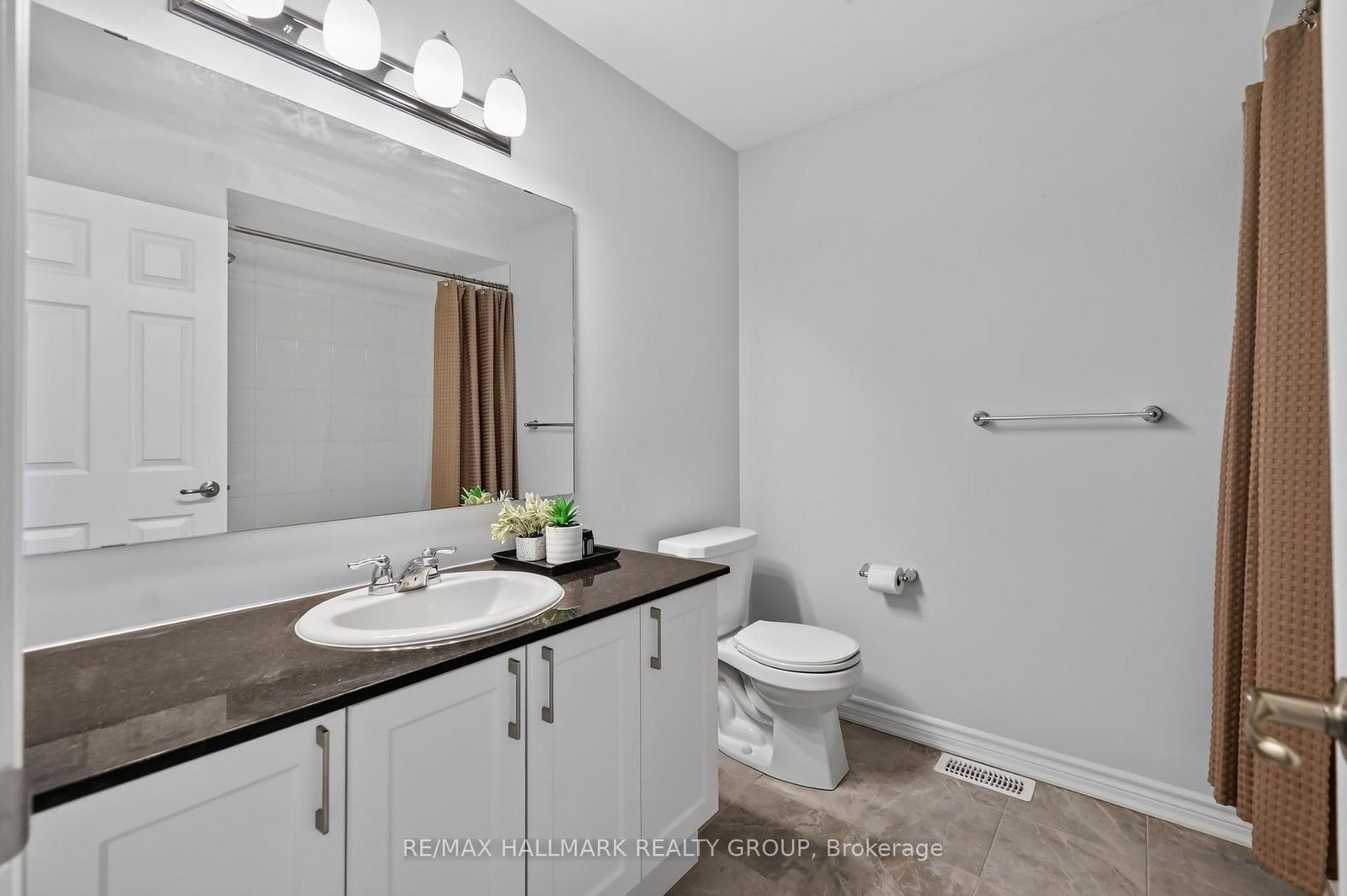 129 Umbra Place • Ottawa, ON photo 32