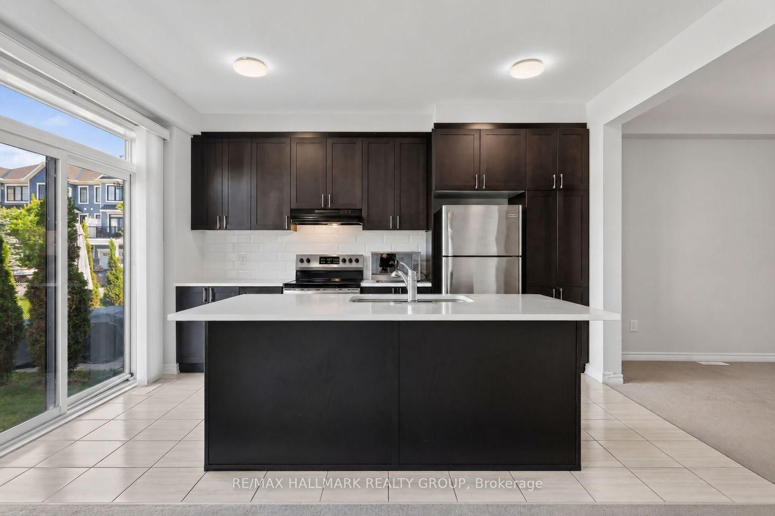 129 Umbra Place • Ottawa, ON photo 7