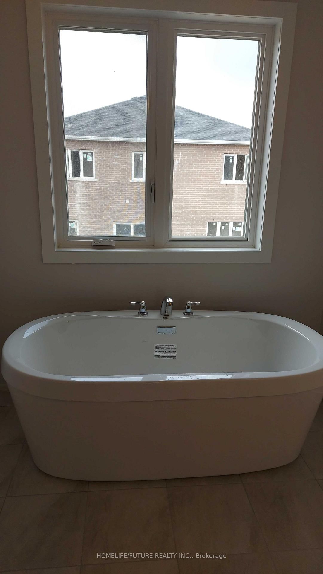 11 Bird Street • Norfolk, ON photo 8