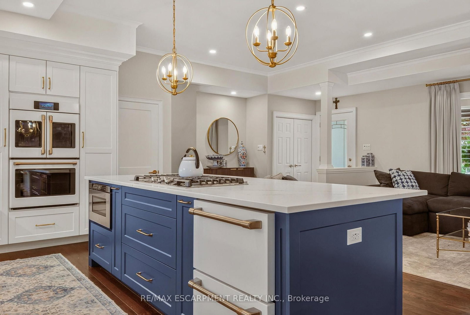 302 Harmony Road • Hamilton, ON photo 10