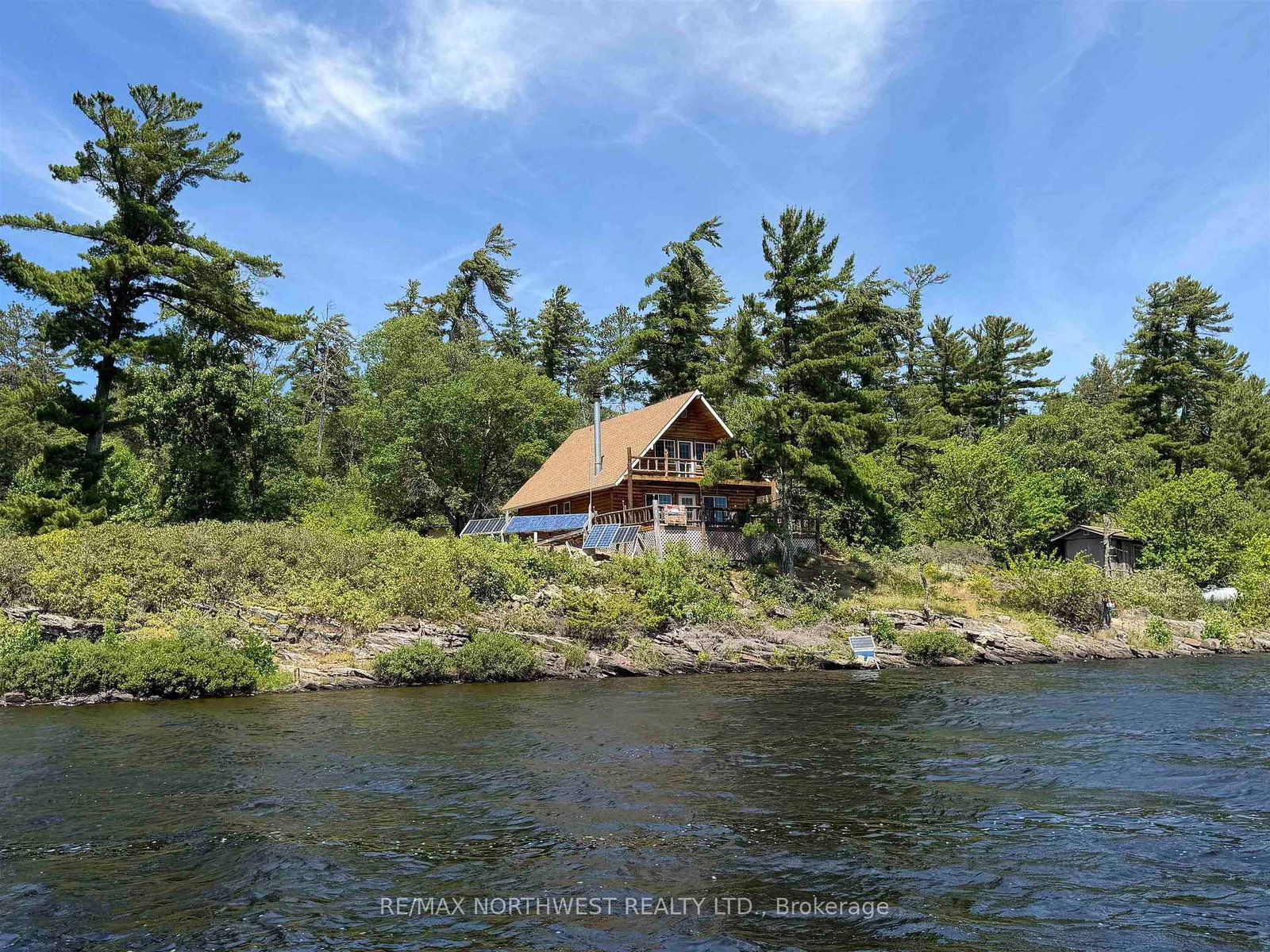 G1686 Rainy Lake • Rainy River Remote Area, ON photo 23
