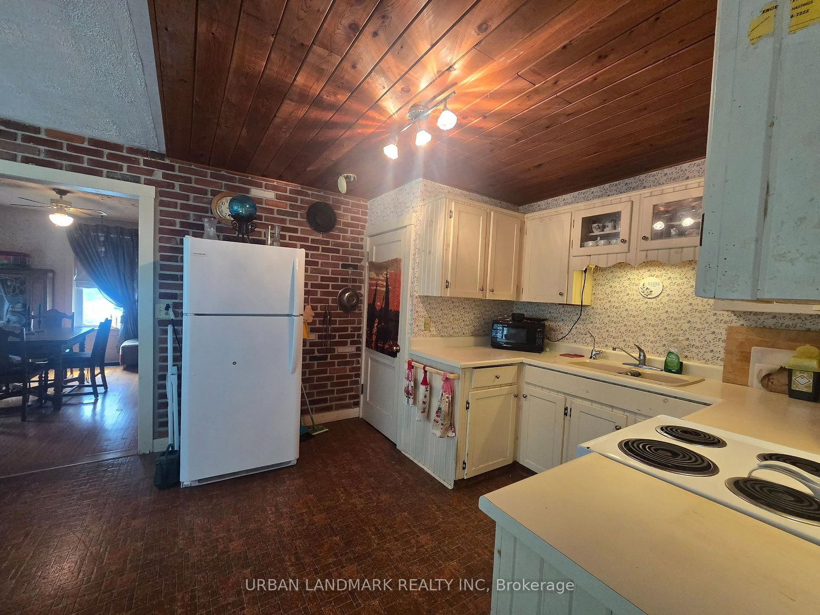 55 Nelson Street • Madoc, ON photo 16