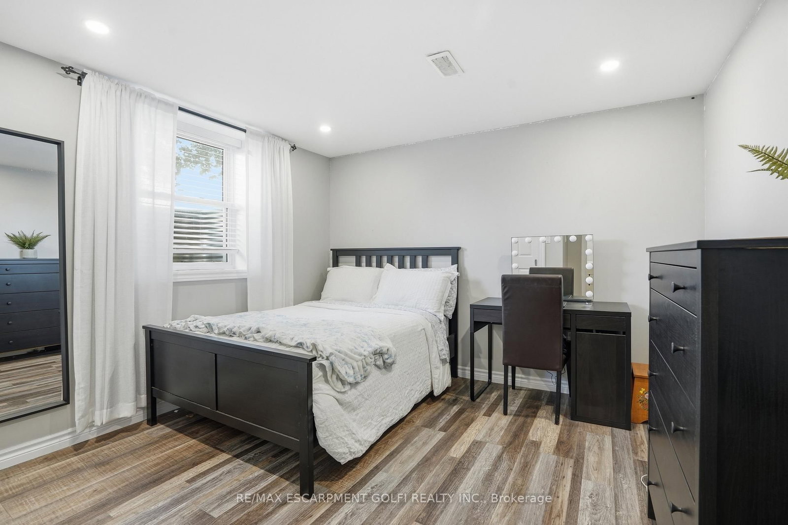 527 Walden Boulevard • Fort Erie, ON photo 23