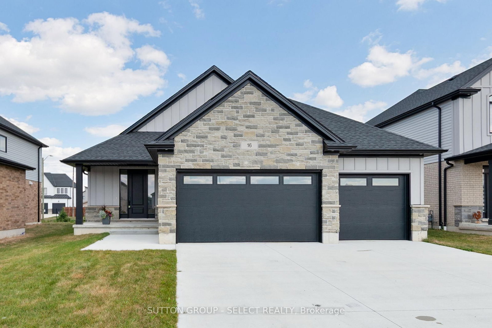 16 KELLY Drive • Zorra, ON photo 2