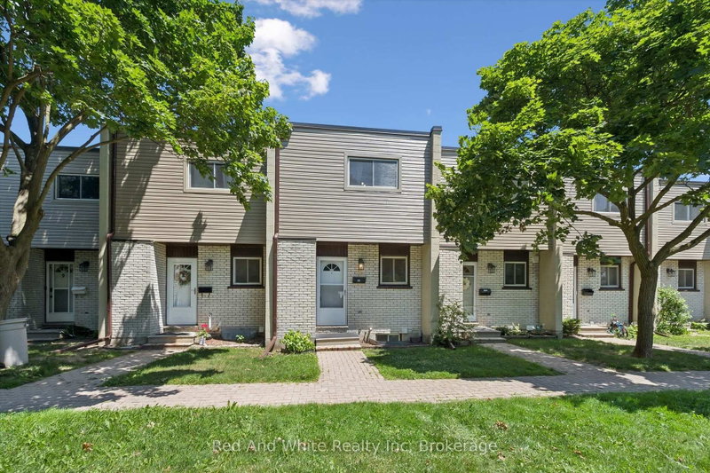 11 - 178 Grulke Street