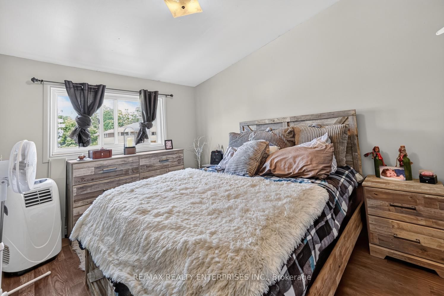 855 Howe Terrace • Prescott, ON photo 12