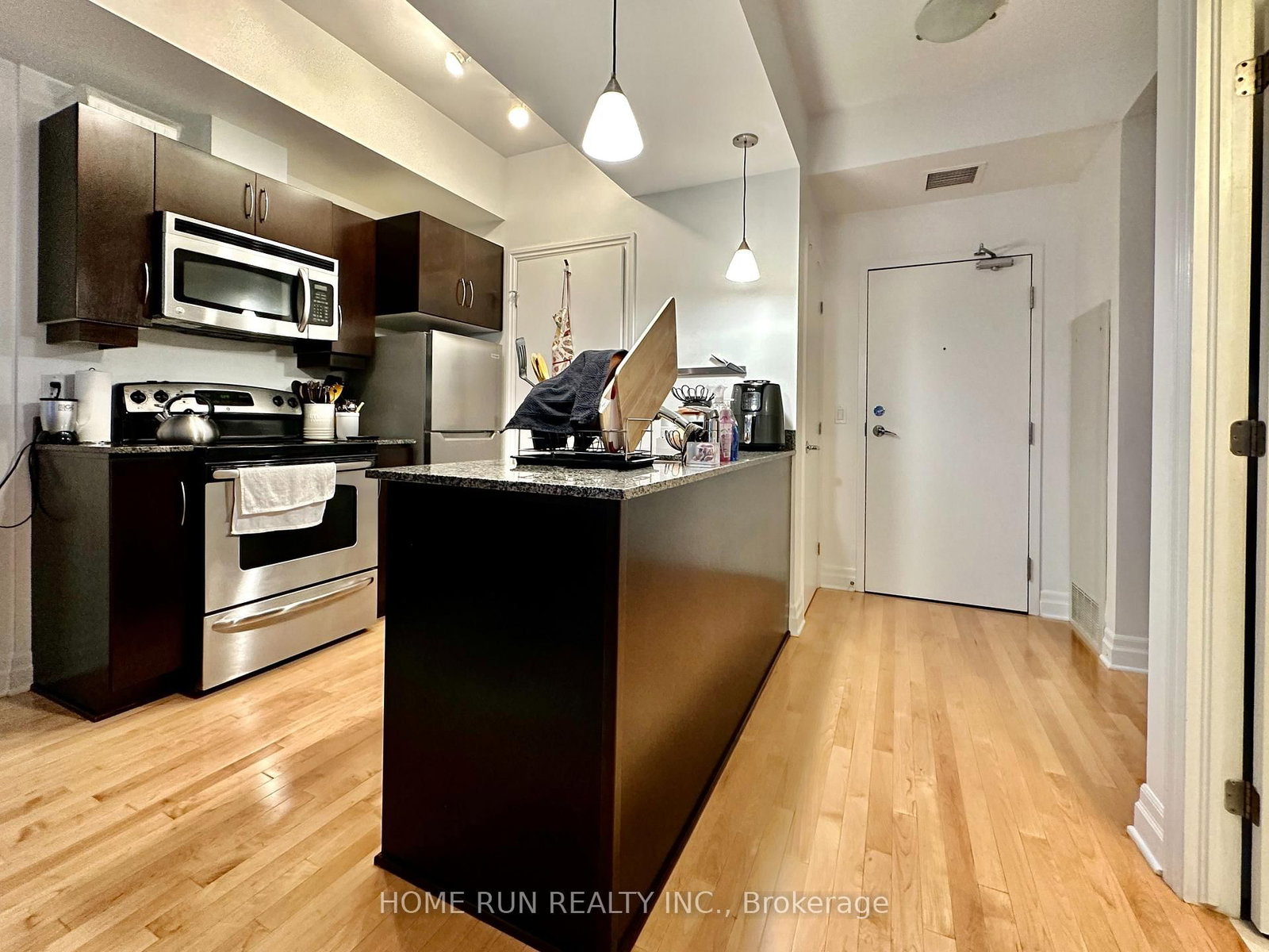 235 Kent Street • #714 • Ottawa, ON photo 6