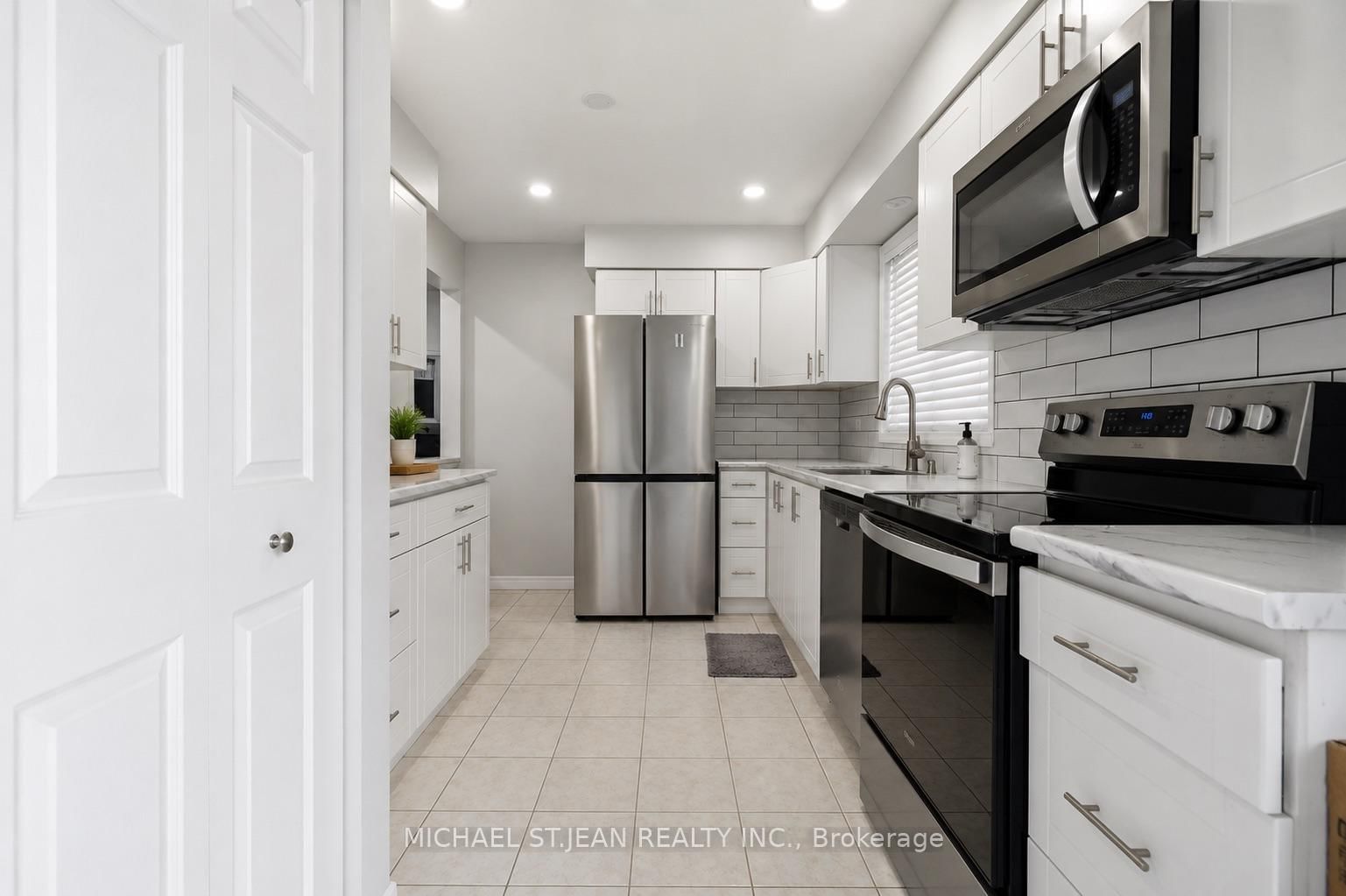 6562 Glengate Street • Niagara Falls, ON photo 9