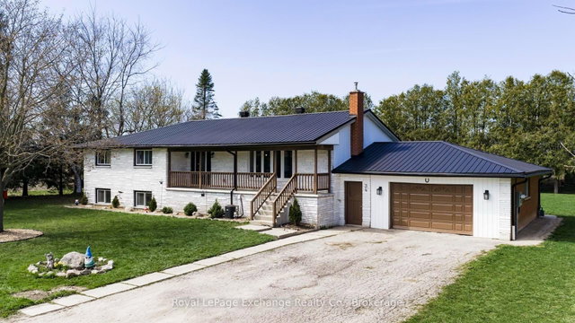 Lower Unit - 34 Queen Avenue