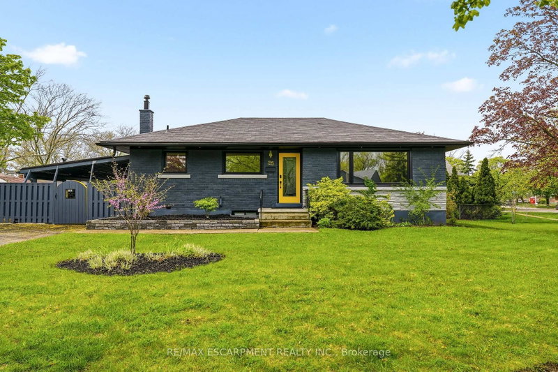 home for lease on 25 Briarsdale Drive