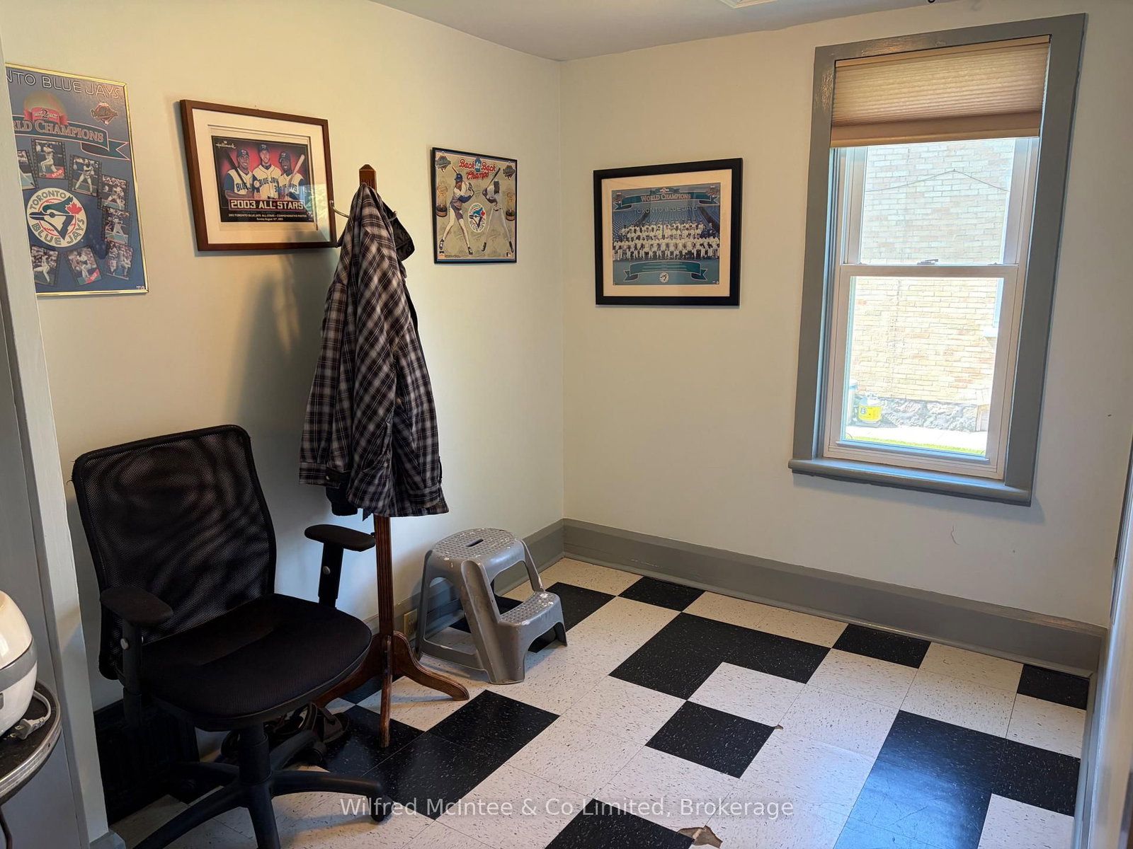 393 7th Avenue • Hanover, ON photo 20