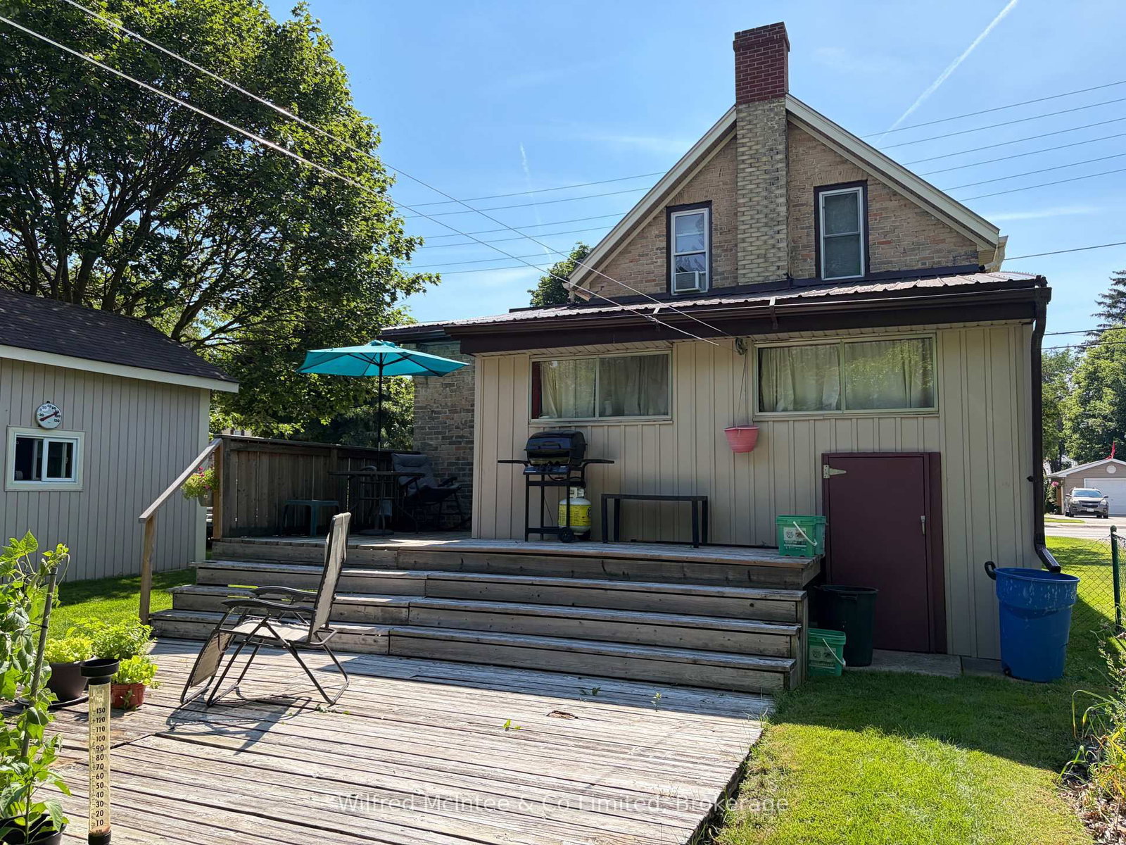 393 7th Avenue • Hanover, ON photo 5