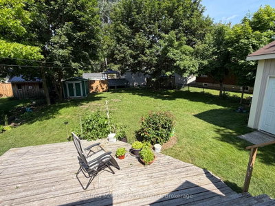 393 7th Avenue • Hanover, ON photo 9