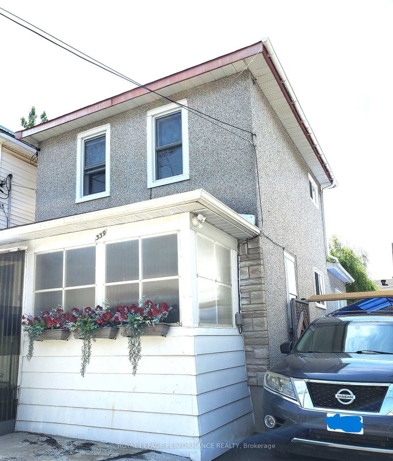 339 Louisa Street, Cornwall