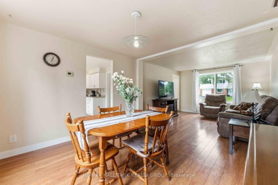 1506 N Beaverpond Drive • #B • Ottawa, ON photo 6
