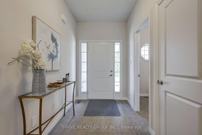 2910 Tokala Trail • #3 • London North, ON photo 6