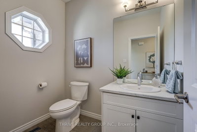2910 Tokala Trail • #3 • London North, ON photo 8