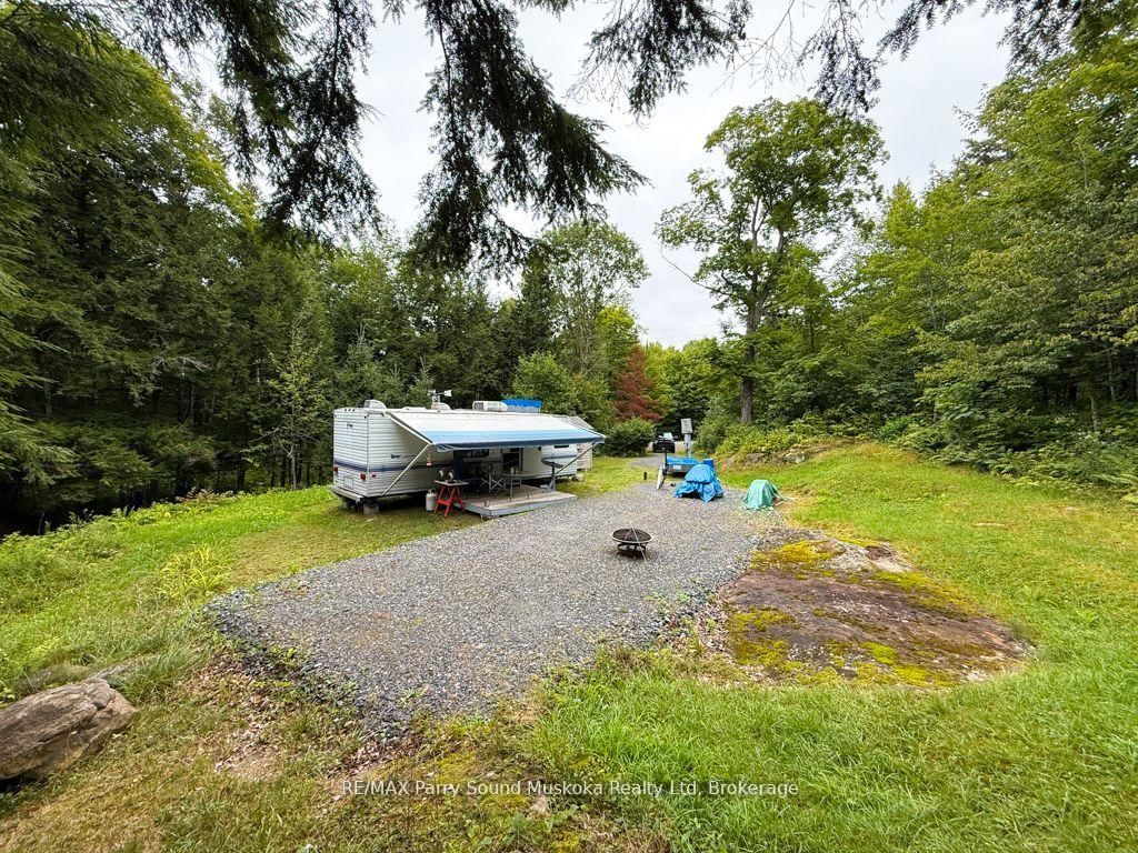 335 Centre Road • McKellar, ON photo 12