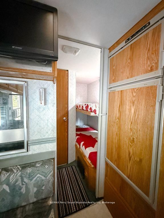 335 Centre Road • McKellar, ON photo 16