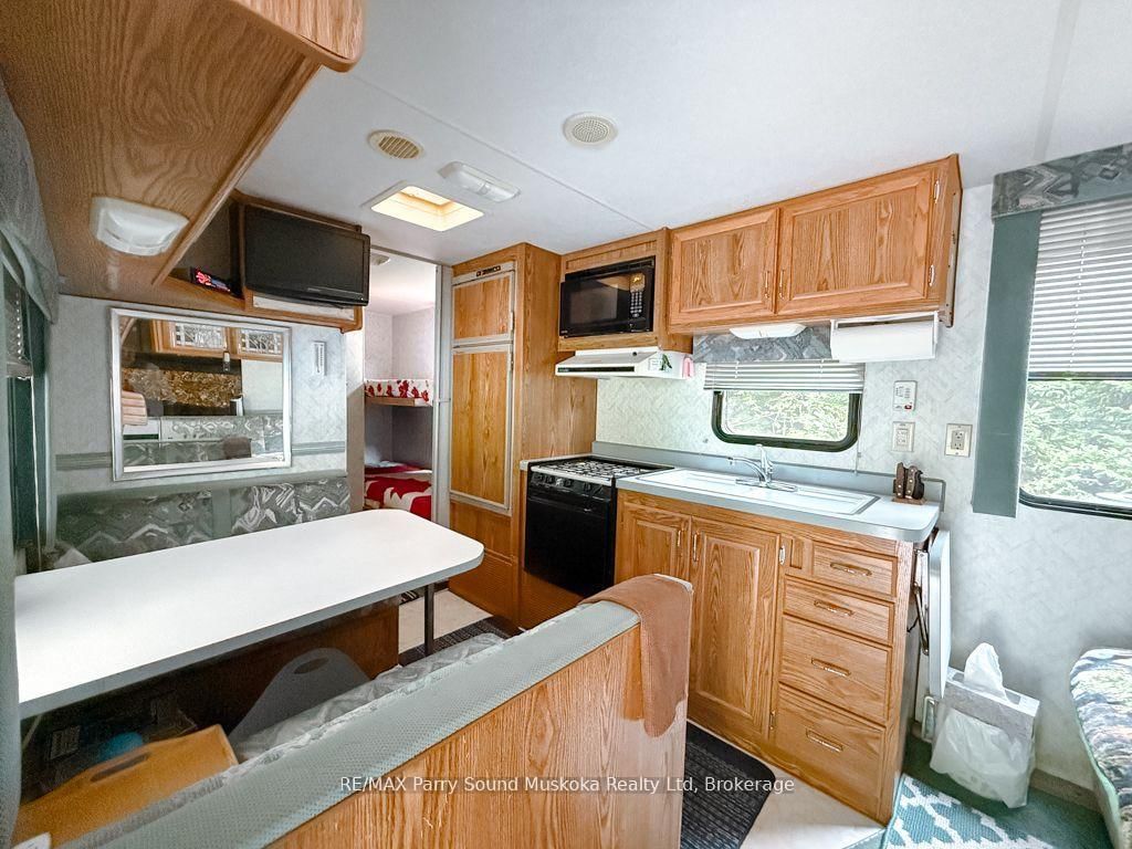 335 Centre Road • McKellar, ON photo 19
