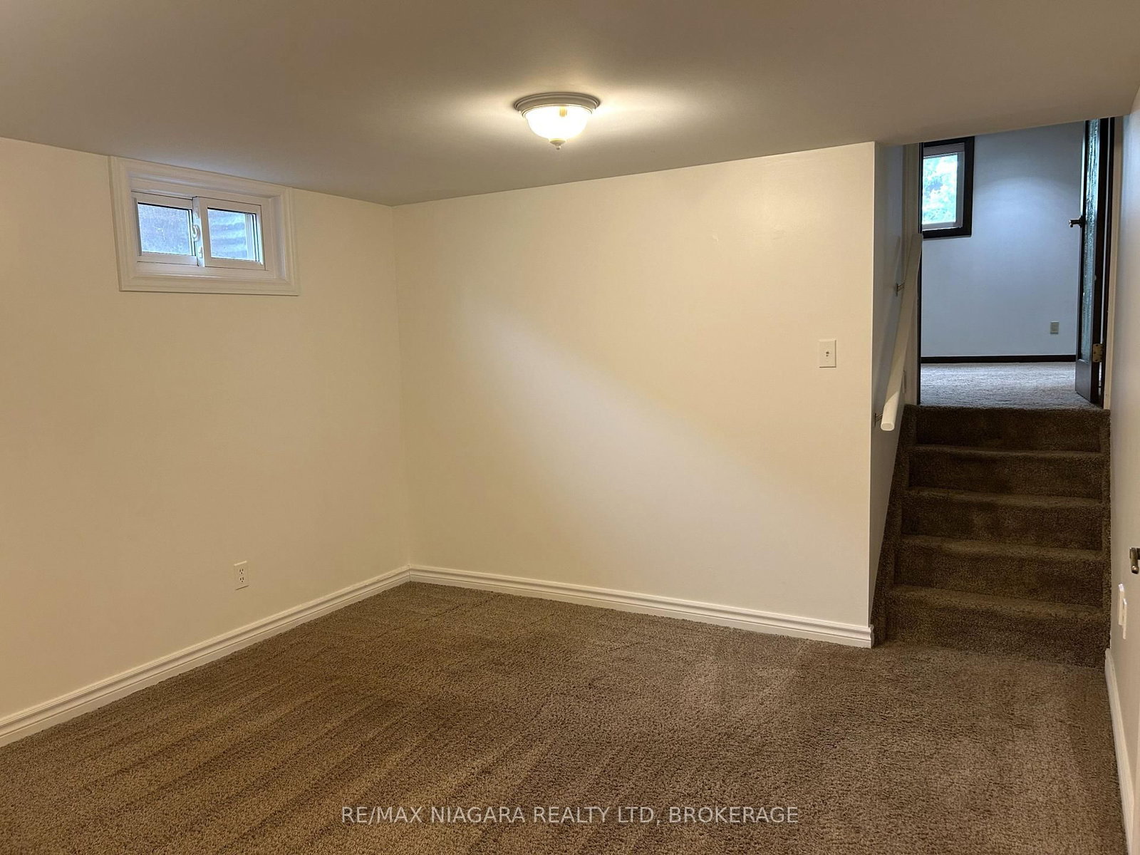 26 Friars Court • St. Catharines, ON photo 24