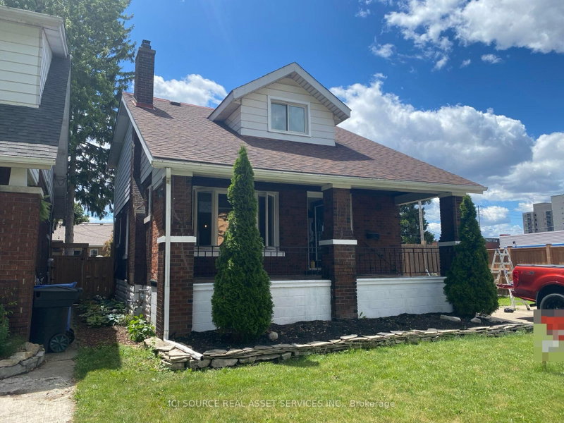 825 Raymo Road, Windsor