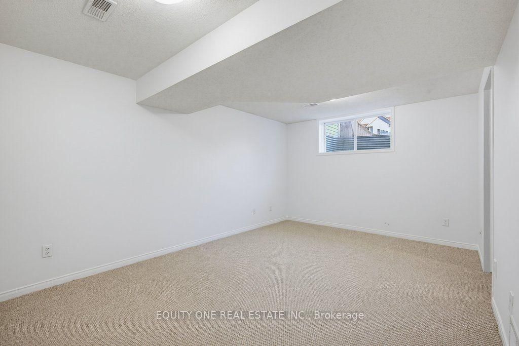 318 Amici Terrace - Photo 39