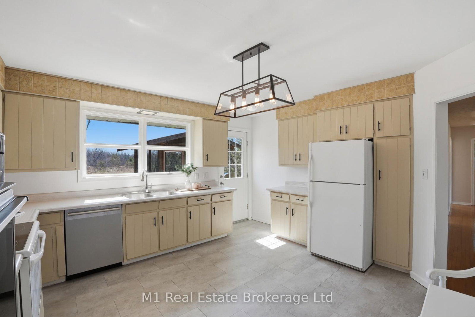 9467 Wellington Rd 124 • Erin, ON photo 13