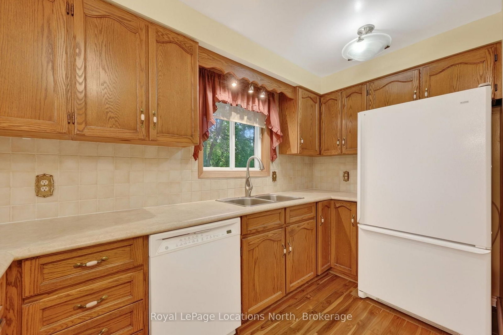 25 Pollard Drive • Meaford, ON photo 11