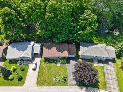 25 Pollard Drive • Meaford, ON photo 3