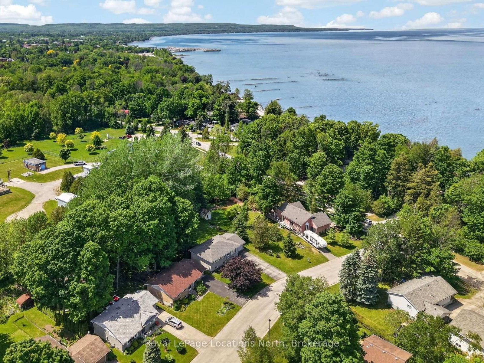25 Pollard Drive • Meaford, ON photo 4