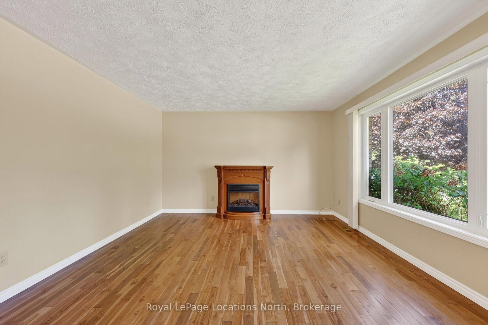 25 Pollard Drive • Meaford, ON photo 6