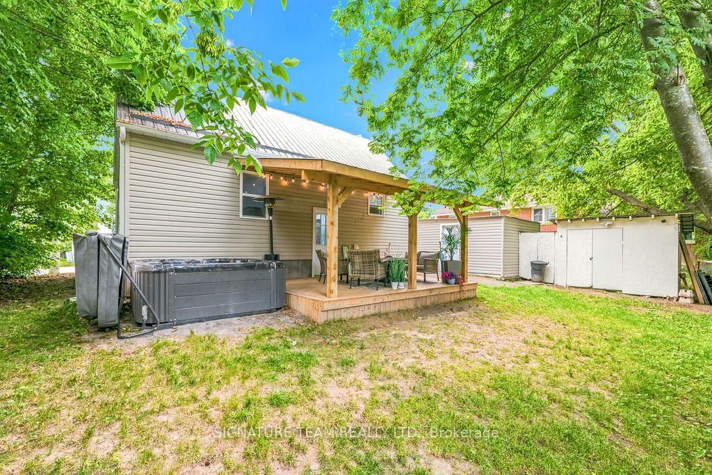 260 Fraser Street • Pembroke, ON photo 15