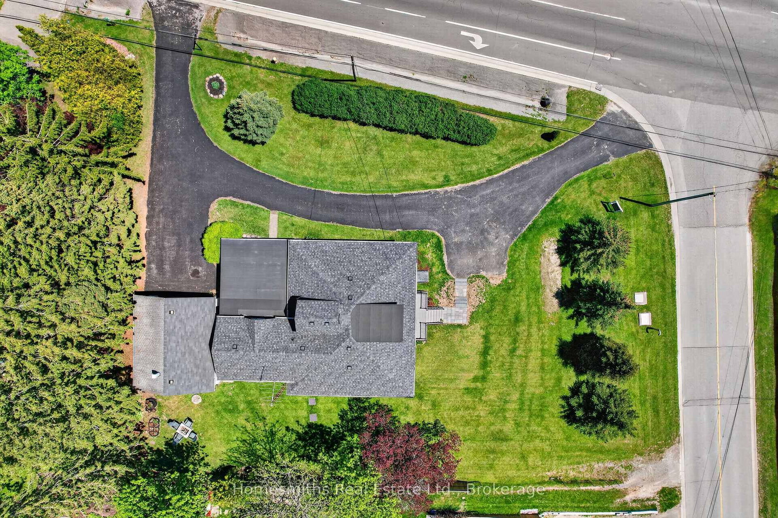 8766 Danforth Road W • Hamilton Township, ON photo 27