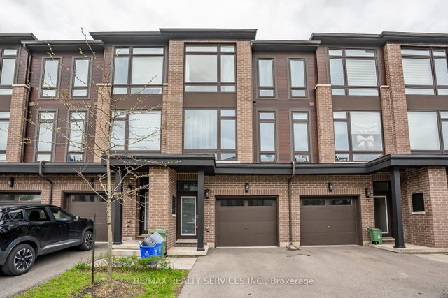 12 - 270 Melvin Avenue W