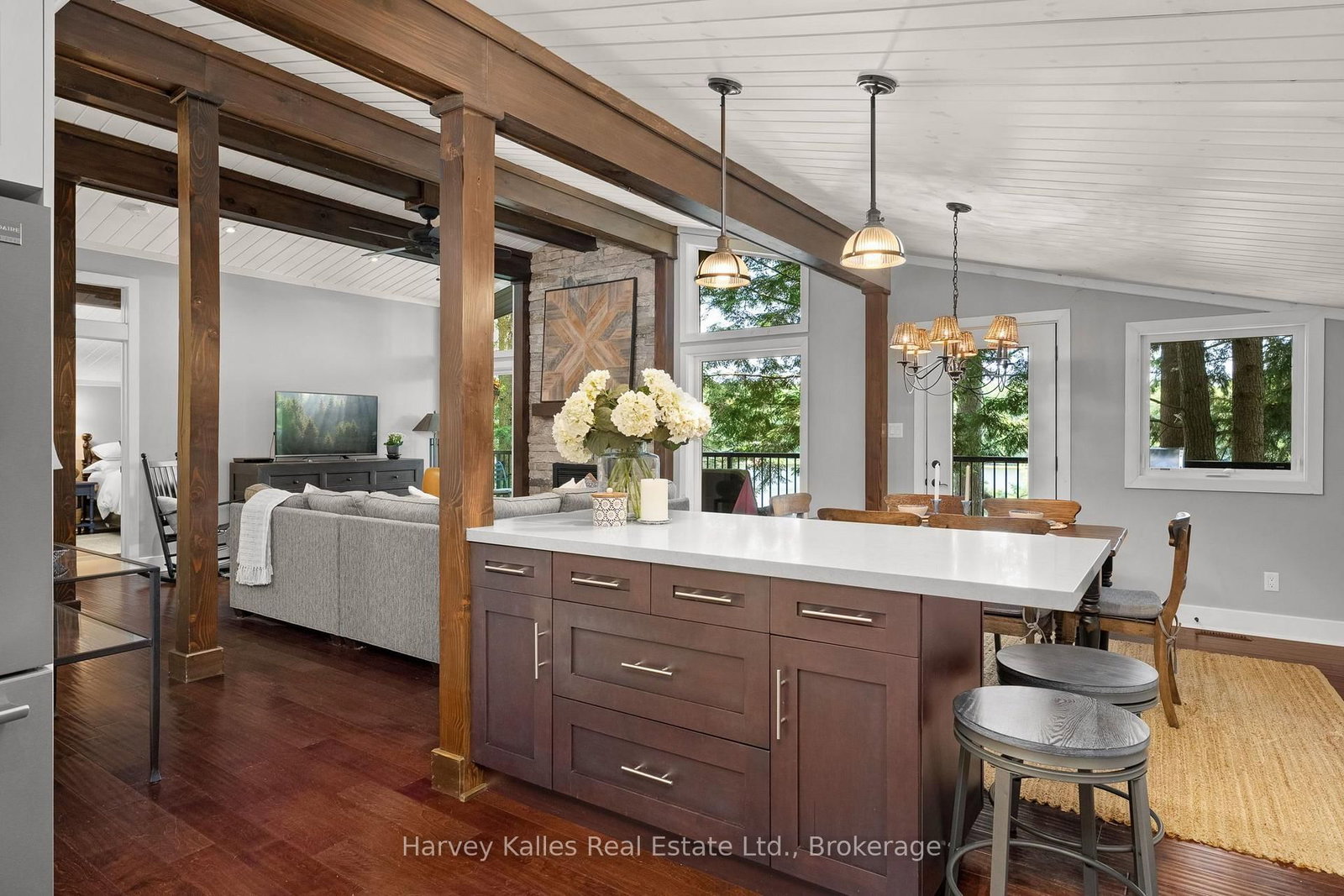 1075 Hallett Road • Muskoka Lakes, ON photo 15