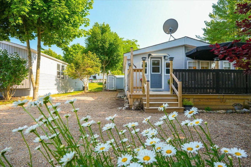 405 - 8685 Rock Glen Road