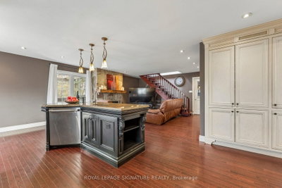 16 Hilltop Crescent • East Garafraxa, ON photo 8