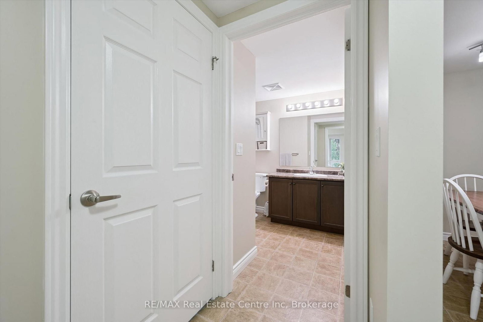 645 S St David Street • #302 • Centre Wellington, ON photo 24