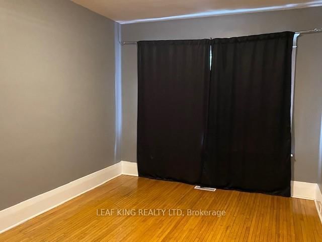1066 Richmond Street, London East — photo 6