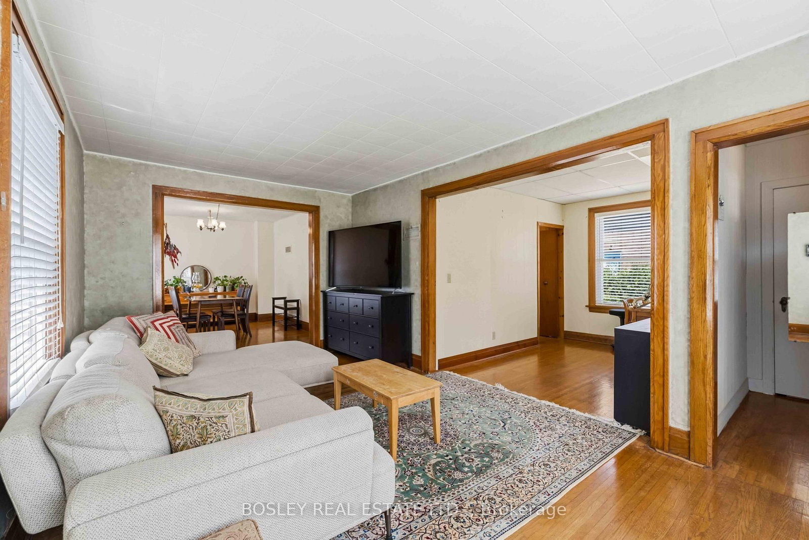 99 N Welland Street • Thorold, ON photo 11