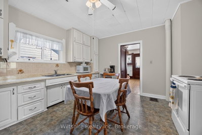 4 Bond Street — more photos