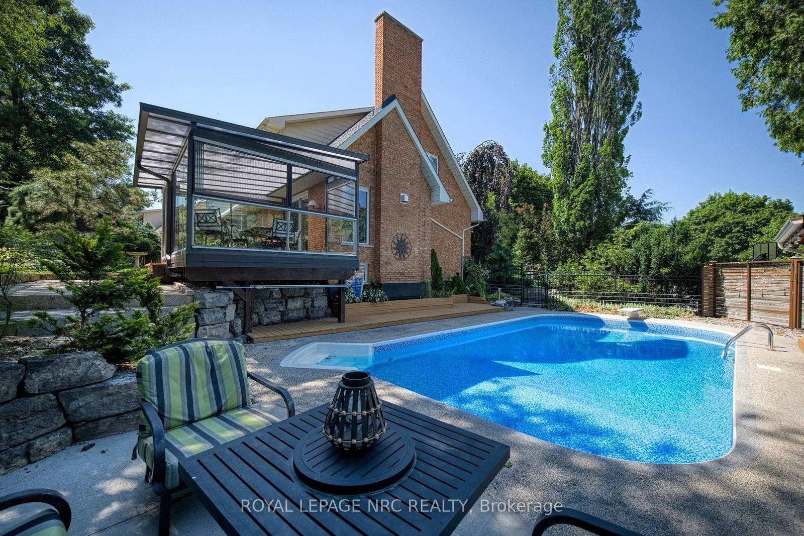 15 Petronella Parkway • Pelham, ON photo 5