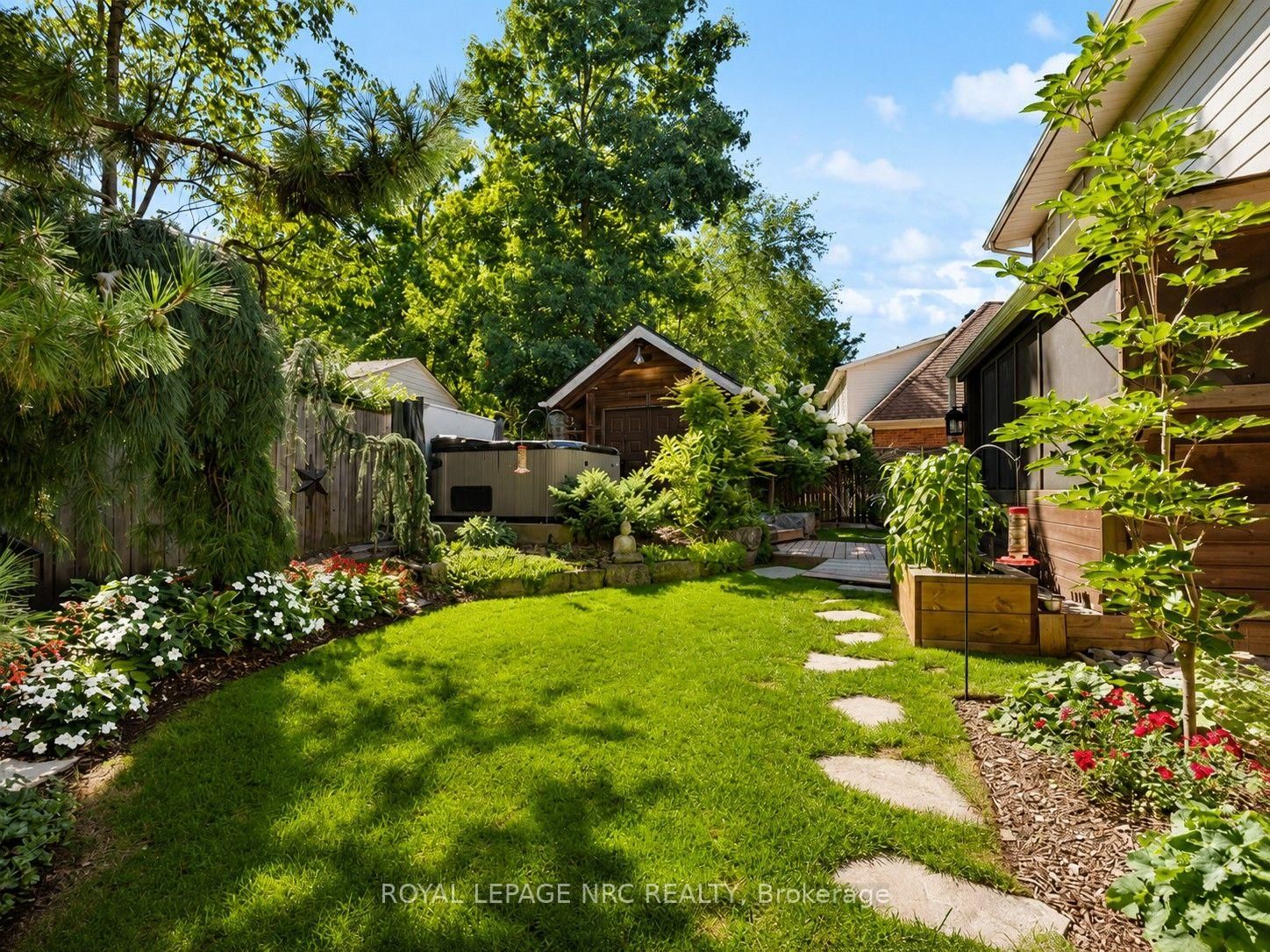 15 Petronella Parkway • Pelham, ON photo 6