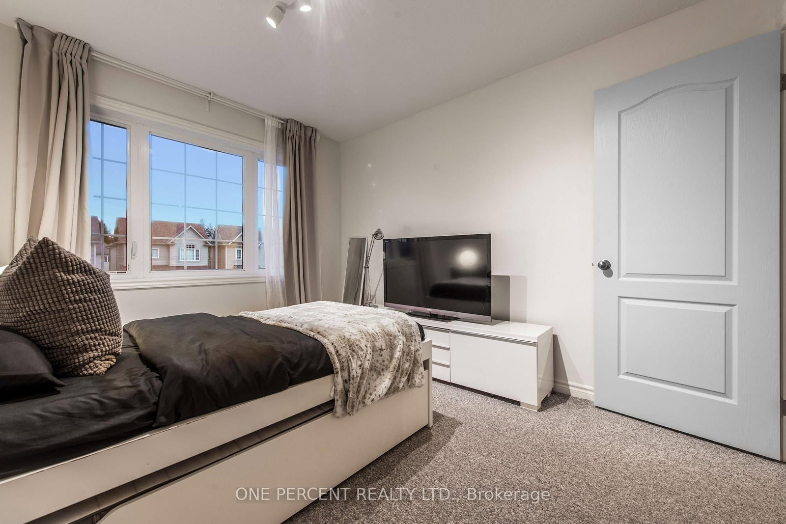 31 Courtney Street • Centre Wellington, ON photo 25