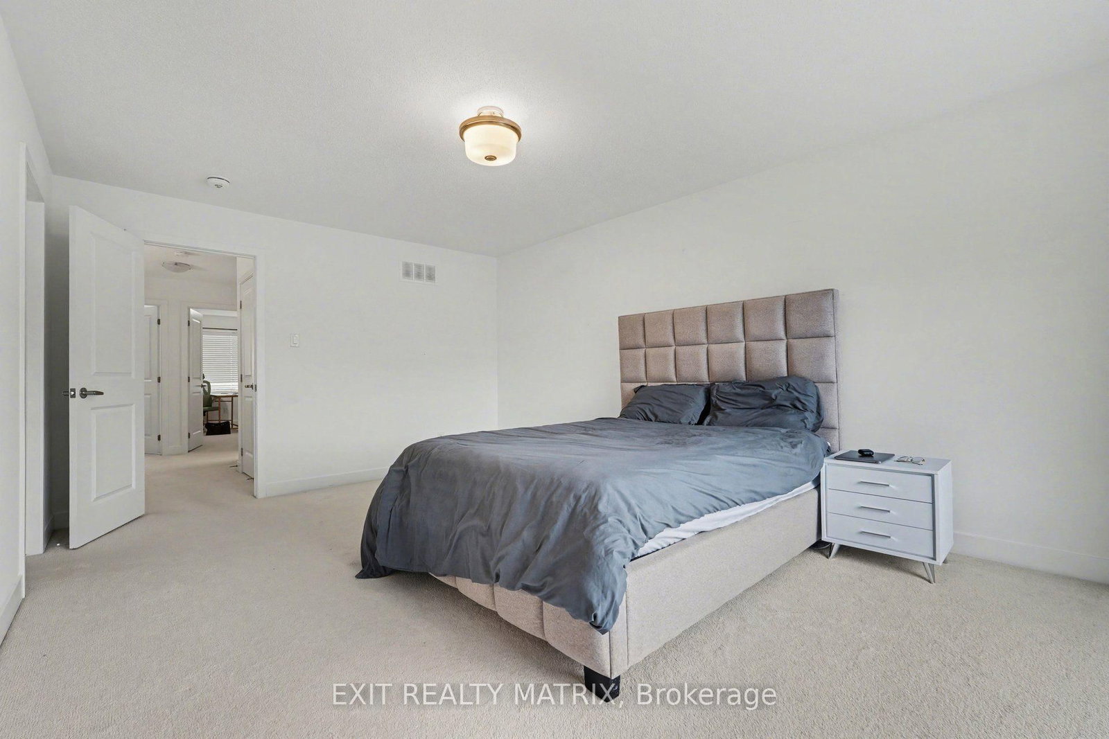 656 Putney Crescent W • Ottawa, ON photo 18