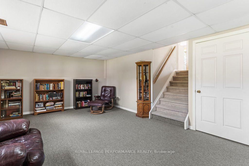 5529 Woodeden Drive • Ottawa, ON photo 29