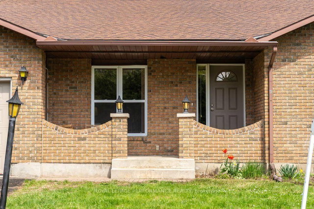 5529 Woodeden Drive