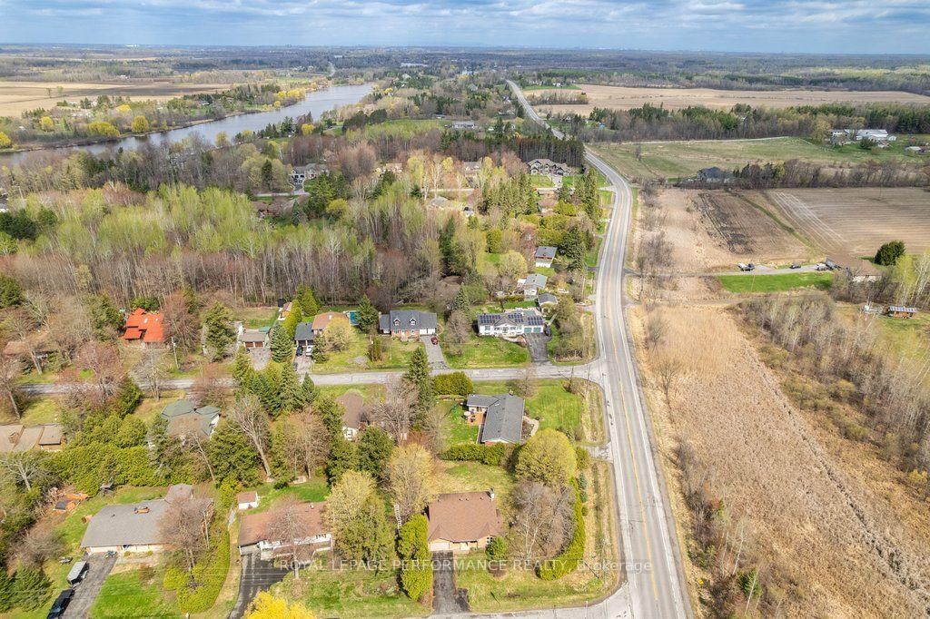 5529 Woodeden Drive • Ottawa, ON photo 39